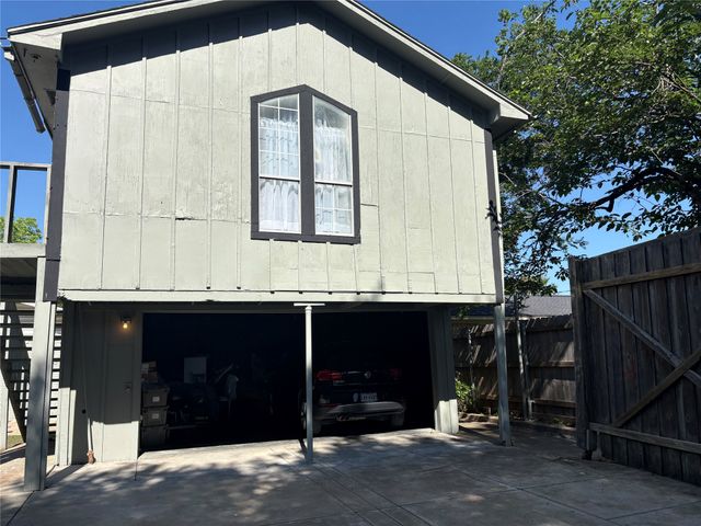 12404 Sunland Street, Dallas, TX 75218