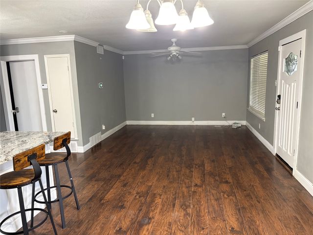 12404 Sunland Street, Dallas, TX 75218