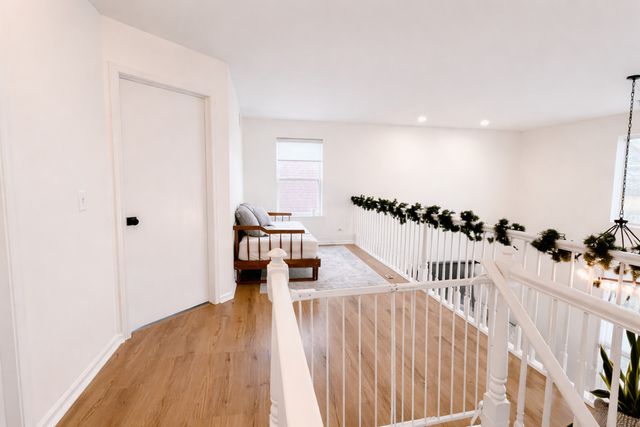 87 S Savannah Parkway, Round Lake, IL 60073