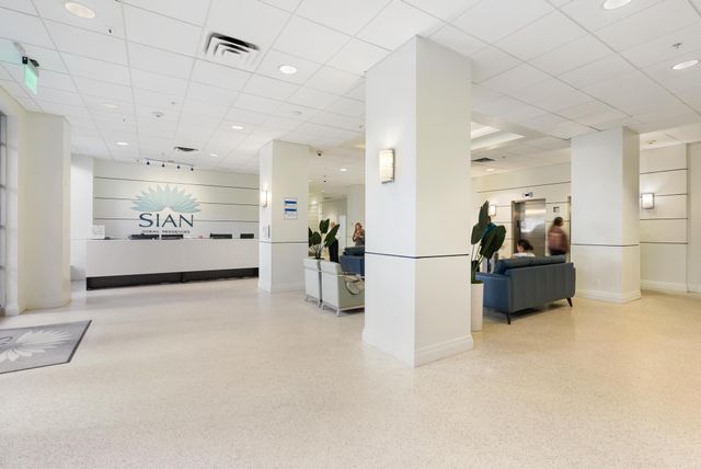 4001 S Ocean Dr 14D, Hollywood, FL 33019