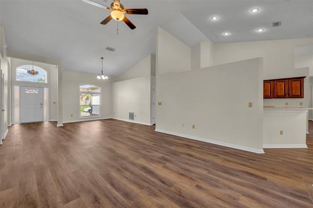 653 YORKSHIRE DRIVE, Oviedo, FL 32765