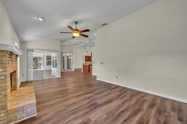 653 YORKSHIRE DRIVE, Oviedo, FL 32765