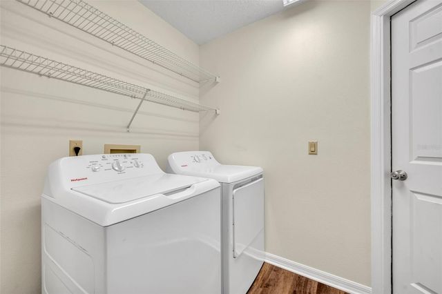 653 YORKSHIRE DRIVE, Oviedo, FL 32765