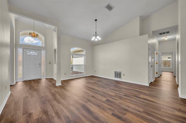 653 YORKSHIRE DRIVE, Oviedo, FL 32765