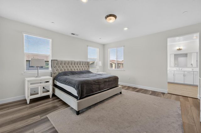 2145 Somers St, Roseville, CA 95747