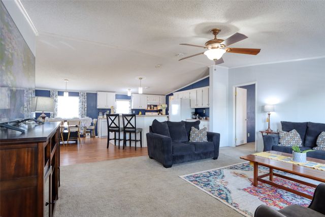 311 Glenwood Street, Gainesville, TX 76240