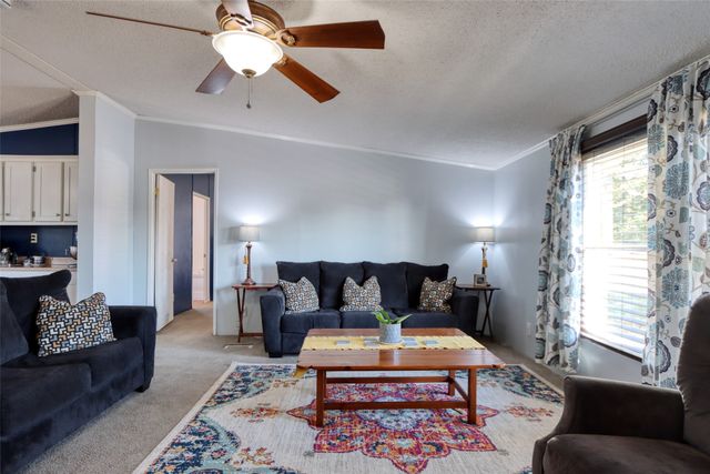 311 Glenwood Street, Gainesville, TX 76240