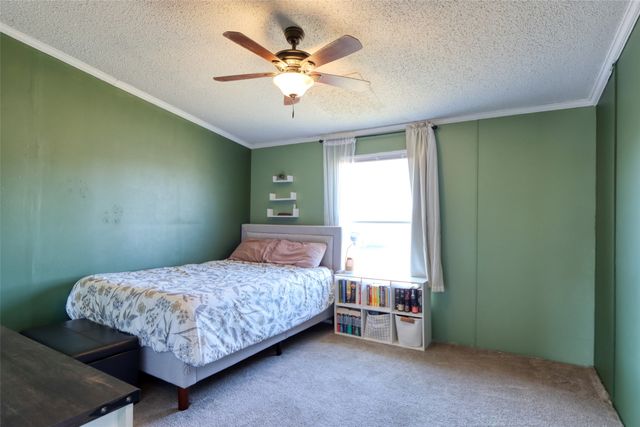 311 Glenwood Street, Gainesville, TX 76240