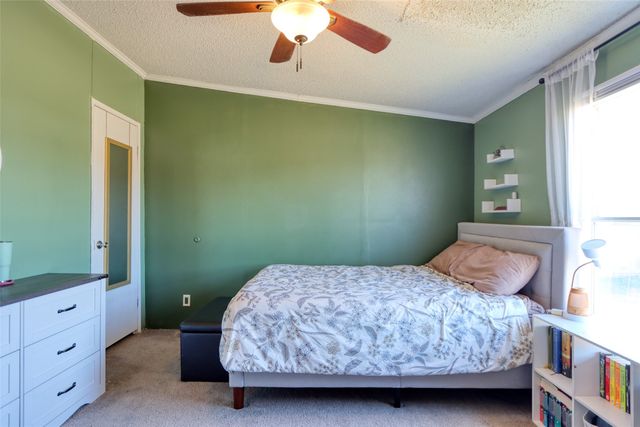 311 Glenwood Street, Gainesville, TX 76240