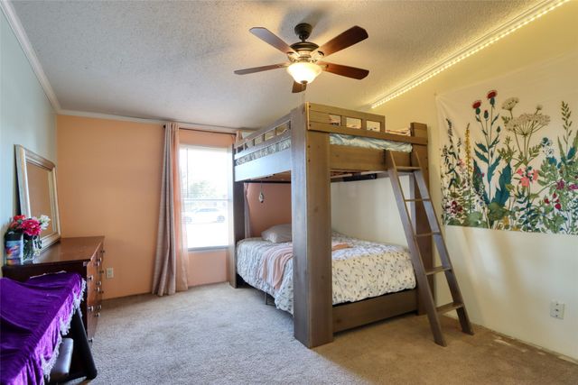 311 Glenwood Street, Gainesville, TX 76240