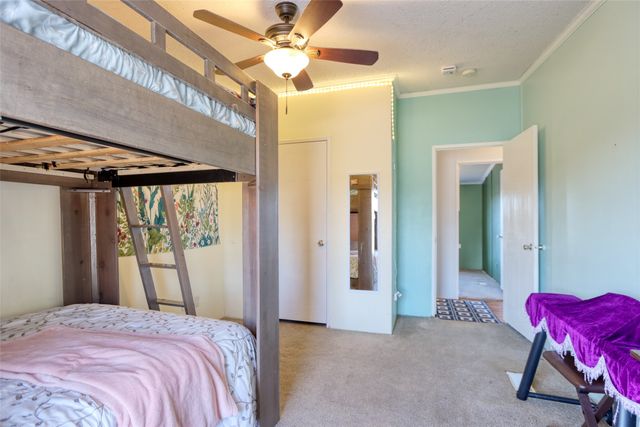 311 Glenwood Street, Gainesville, TX 76240