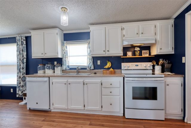 311 Glenwood Street, Gainesville, TX 76240