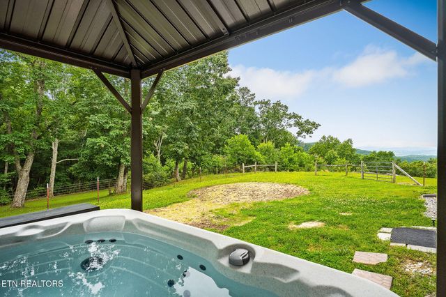 281 Ripley Rd, Sparta, TN 38583