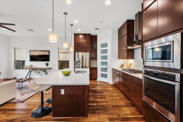 10909 Twisted Elm DR, Austin, TX 78726