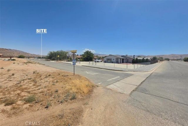32 Nicola, Apple Valley, CA 92308