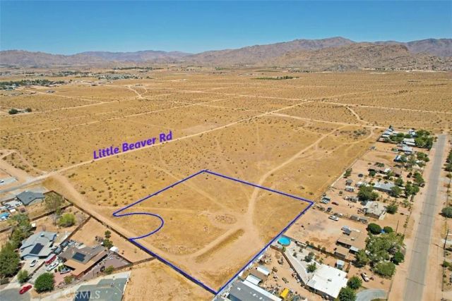 32 Nicola, Apple Valley, CA 92308