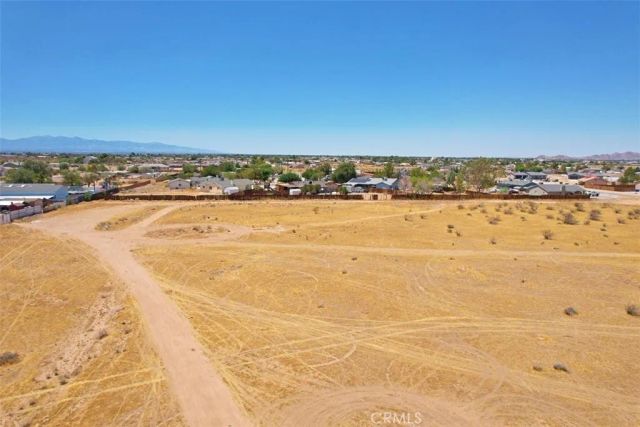 32 Nicola, Apple Valley, CA 92308