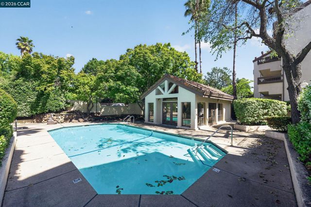 112 N Villa Way, Walnut Creek, CA 94595