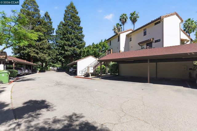 112 N Villa Way, Walnut Creek, CA 94595