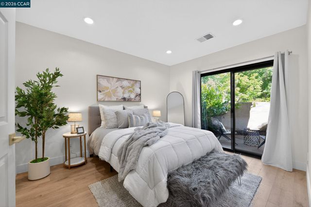 112 N Villa Way, Walnut Creek, CA 94595