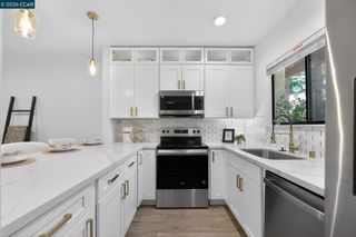 112 N Villa Way, Walnut Creek, CA 94595
