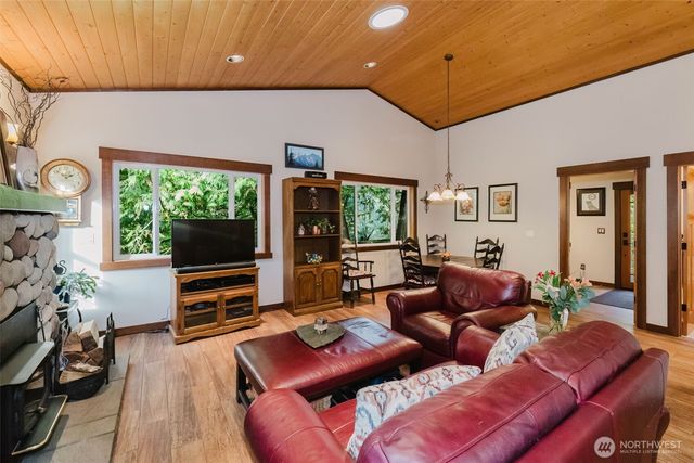 17717 E State Route 3, Allyn, WA 98524