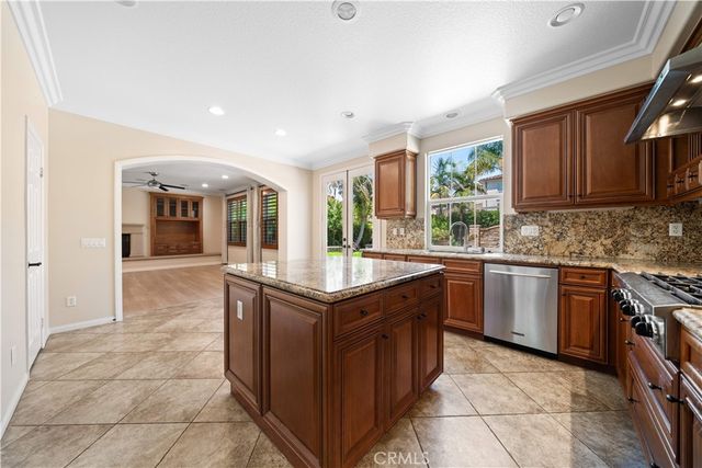 29 Antique Rose, Irvine, CA 92620