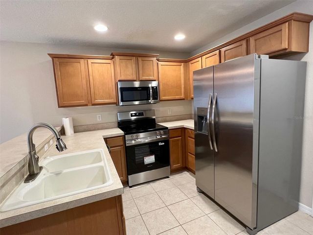 5039 SHOREWOOD LANDING LANE, Oviedo, FL 32765