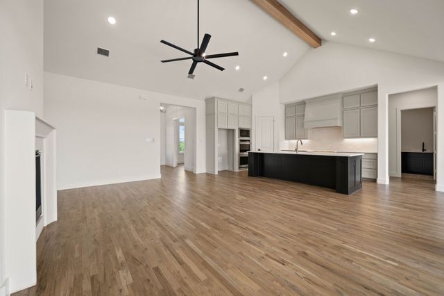 12113 Bella Vino Drive, Fort Worth, TX 76126