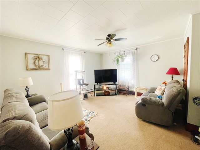 715 Meadow Street, Berlin, PA 15530