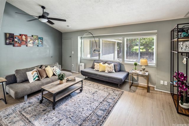 1160 Lunalilo Home Road, Honolulu, HI 96825