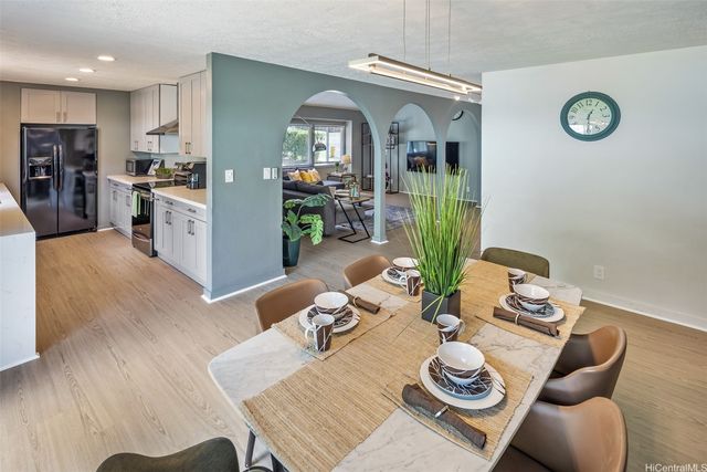 1160 Lunalilo Home Road, Honolulu, HI 96825