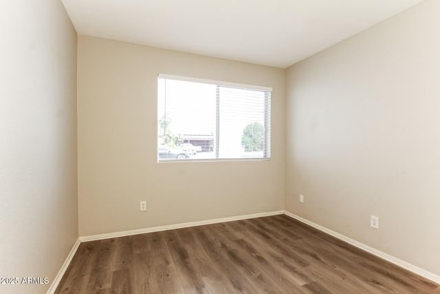 7616 N 44TH Drive, Glendale, AZ 85301