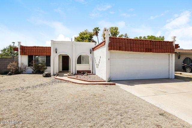 7616 N 44TH Drive, Glendale, AZ 85301