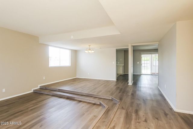 7616 N 44TH Drive, Glendale, AZ 85301