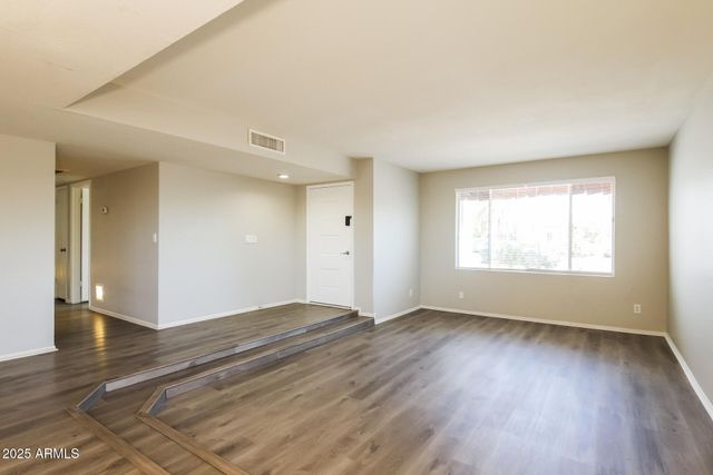 7616 N 44TH Drive, Glendale, AZ 85301