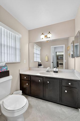 165 Amherst Lane, Lake Worth, FL 33467
