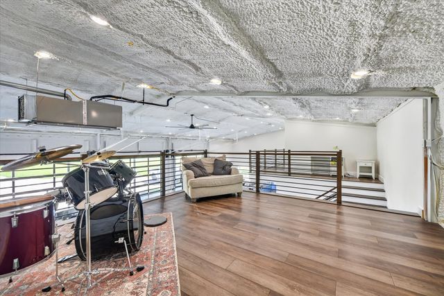 9082 Wolfe Run, Ponder, TX 76259