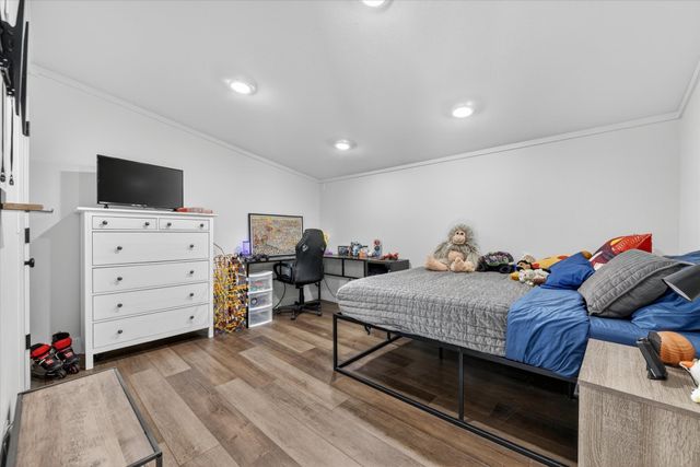 9082 Wolfe Run, Ponder, TX 76259