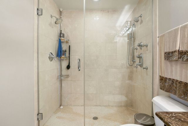 1069 W 14th Place 225, Chicago, IL 60608