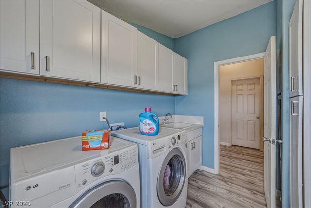 2700 East Dandelion Street, Pahrump, NV 89048