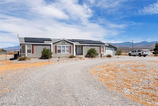 2700 East Dandelion Street, Pahrump, NV 89048