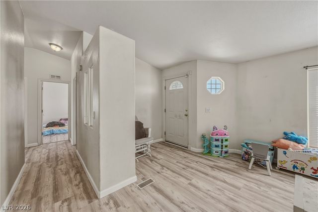 2700 East Dandelion Street, Pahrump, NV 89048