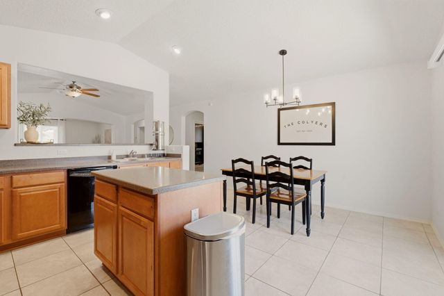 8019 Sierra Altos Place NW, Albuquerque, NM 87114
