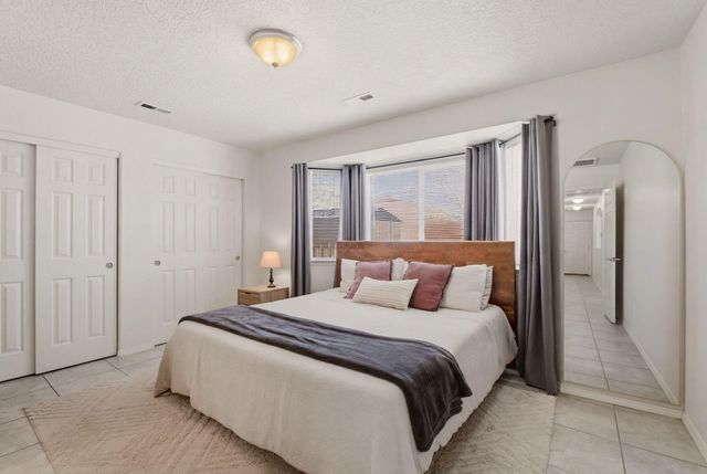 8019 Sierra Altos Place NW, Albuquerque, NM 87114