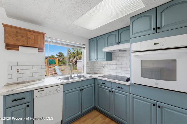 10011 Cherry Creek Lane, Port Richey, FL 34668