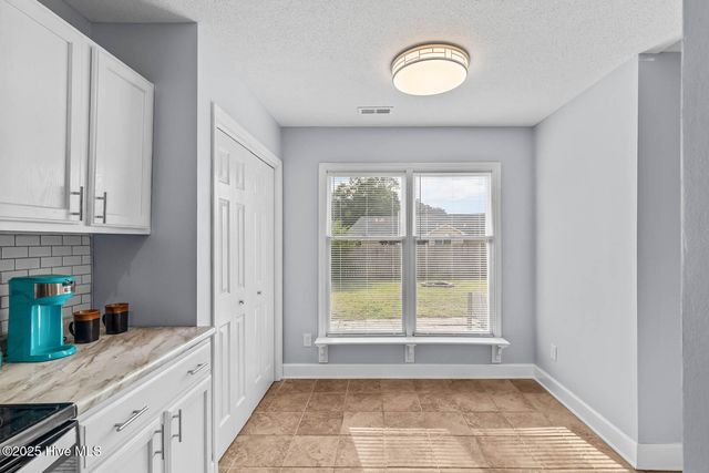 304 Fall Drive, Jacksonville, NC 28540