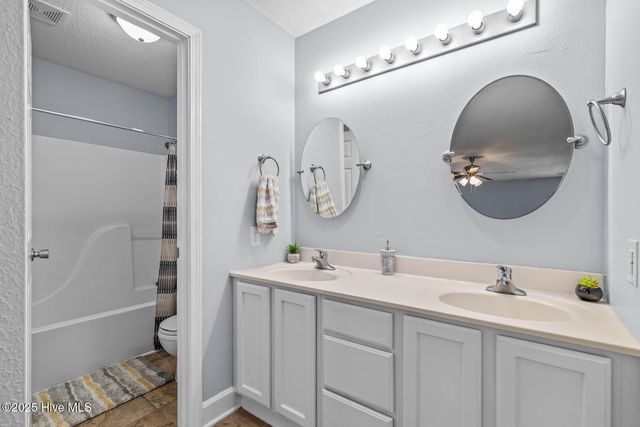 304 Fall Drive, Jacksonville, NC 28540