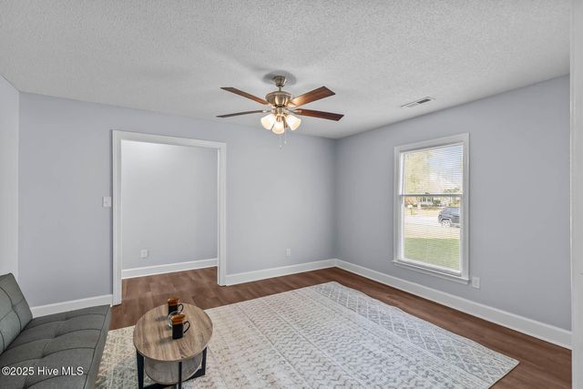 304 Fall Drive, Jacksonville, NC 28540