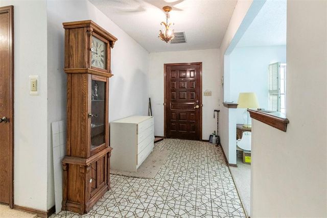 4527 Derby Drive, Norman, OK 73069